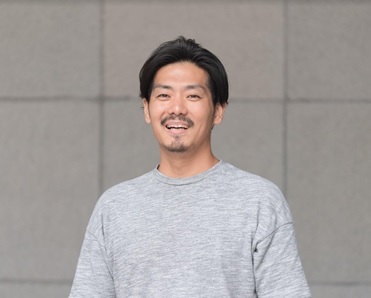 野口 陽介 氏